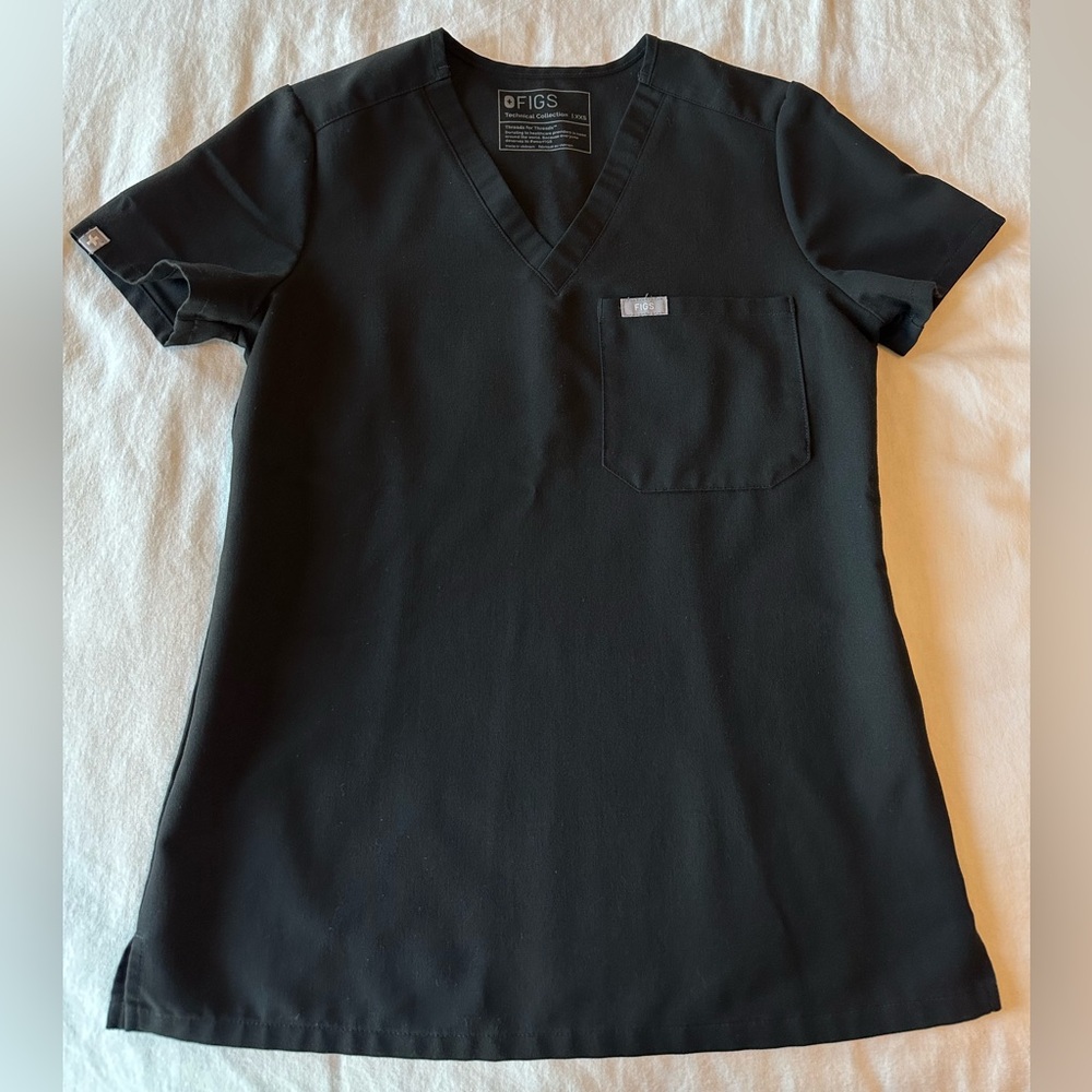 Used Figs XX-Small Catarina Black Scrub Top